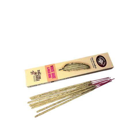 Green Tree Native Soul White Sage & Wild Rose handgerollte Räucherstäbchen 15 g