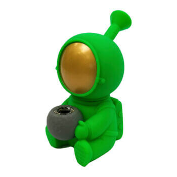 Green Spaceman silicone bong - compact, unbreakable, 15cm perfect for on-the-go use.