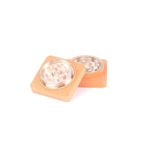 Woodsquare grinder with wooden housing