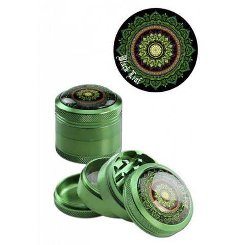 CBD & Räucherwerk Online Shop Schweiz | Black Leaf Alugrinder Mandala grün, 4-tlg.
findest du im Viweedy Store in Basel