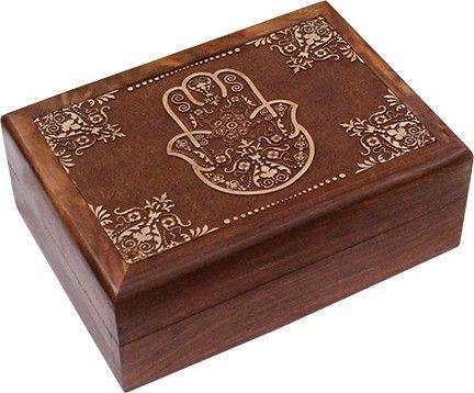 CBD & Räucherwerk Online Shop Schweiz | Elegante hölzerne gravierte Aufbewahrungsbox - Fatimas Hand
findest du im Viweedy Store in Basel
