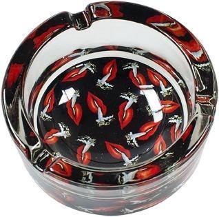 CBD & Räucherwerk Online Shop Schweiz | Glas Aschenbecher Hot Lips
 findest du im Viweedy Store in Basel
