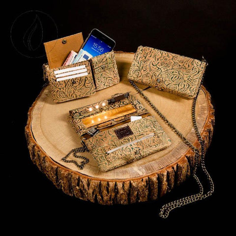 CBD & Räucherwerk Online Shop Schweiz | Kavatza Joint Portemonnaie "Atlantia"
findest du im Viweedy Store in Basel