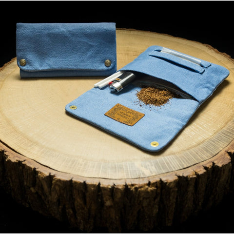 CBD & Räucherwerk Online Shop Schweiz | Kavatza Tabaktasche, Hanf Sky Blue
findest du im Viweedy Store in Basel