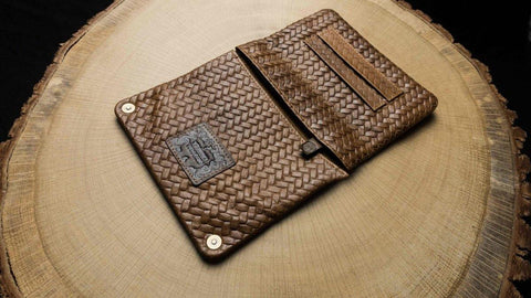 CBD & Räucherwerk Online Shop Schweiz | Kavatza Tabaktasche, TP21 Woven Tabba
findest du im Viweedy Store in Basel