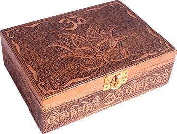 CBD & Räucherwerk Online Shop Schweiz | Kupfer Metal Box - OM MANI PADME HUM
findest du im Viweedy Store in Basel