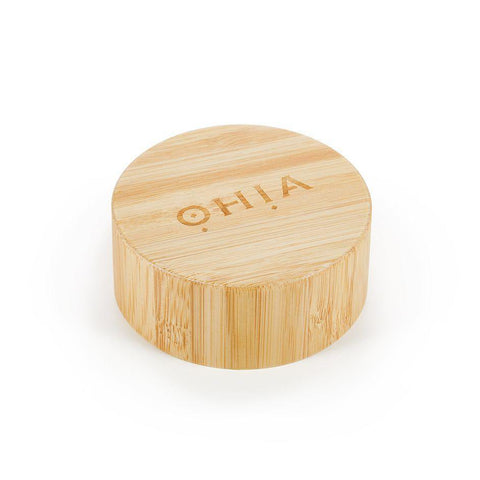 CBD & Räucherwerk Online Shop Schweiz | OHIA Thermosflasche aus Glas mit Teesieb und Bambusdeckel
findest du im Viweedy Store in Basel