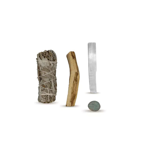 Energy Cleansing Smudge Kit mit Amazonite, bestehend aus White Sage, Palo Santo und Amazonit Stein.