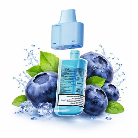 LOST MARY LUX 7000 Pods Refill mit integrierter Coil und Blaubeeren im Hintergrund.