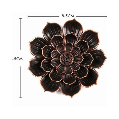 Duftstäbchenhalter Lotus - bronce finish mit detailliertem Lotusblüten-Design aus Messing in der Größe 8,5 cm.