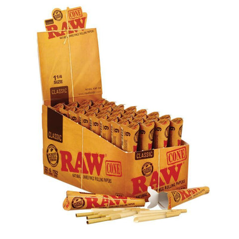 CBD & Räucherwerk Online Shop Schweiz | Raw 1 1/4 Cones 6er Pack
 findest du im Viweedy Store in Basel