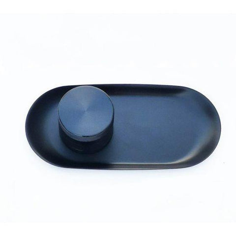 CBD & Räucherwerk Online Shop Schweiz | Alu Grinder 4tlg. mit Rolling Tray in 5 Farben
 findest du im Viweedy Store in Basel