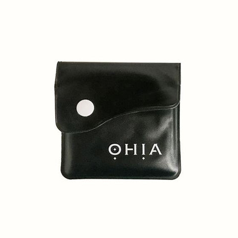 CBD & Räucherwerk Online Shop Schweiz | OHIA Pocket Aschenbecher
 findest du im Viweedy Store in Basel